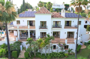 10 Bedroom Palace Huge Garden, Sea View!